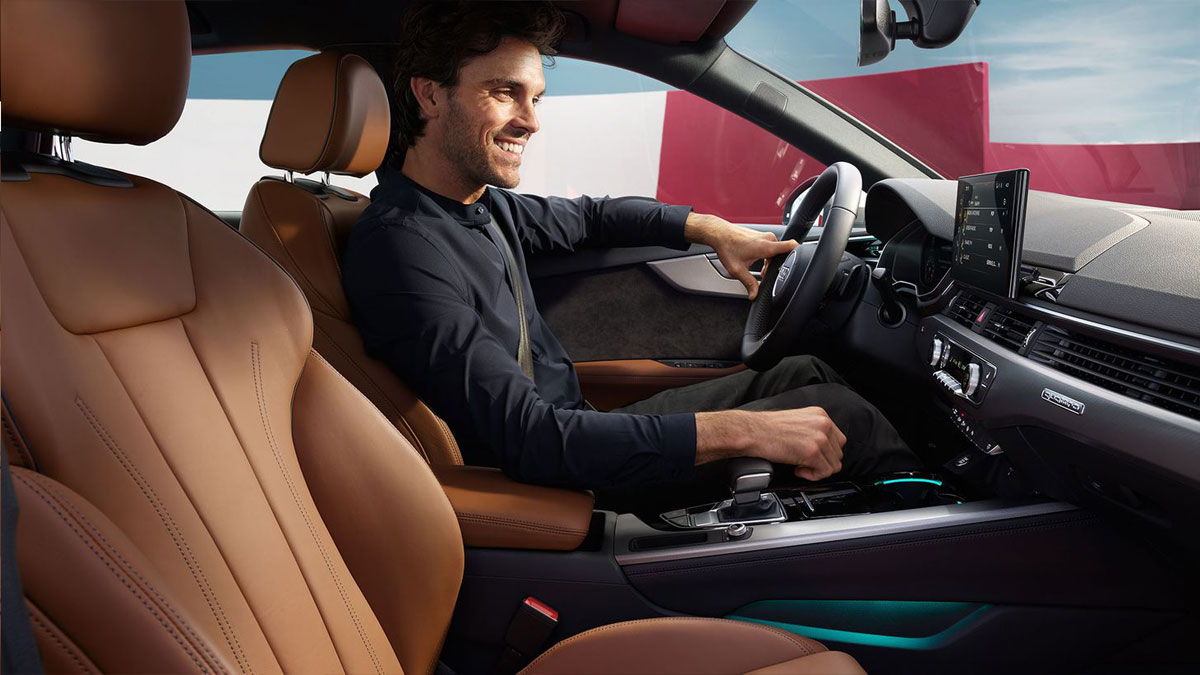 Nội thất Audi A4 rộng rãi với chất lượng đẳng cấp